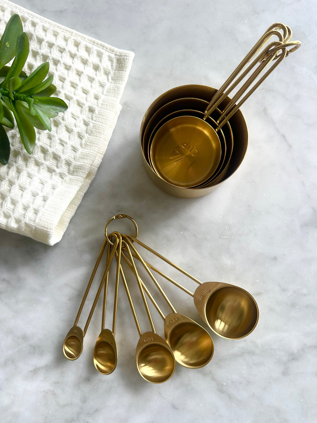 Sorrento Gold Measuring Cups & Spoons Set-4