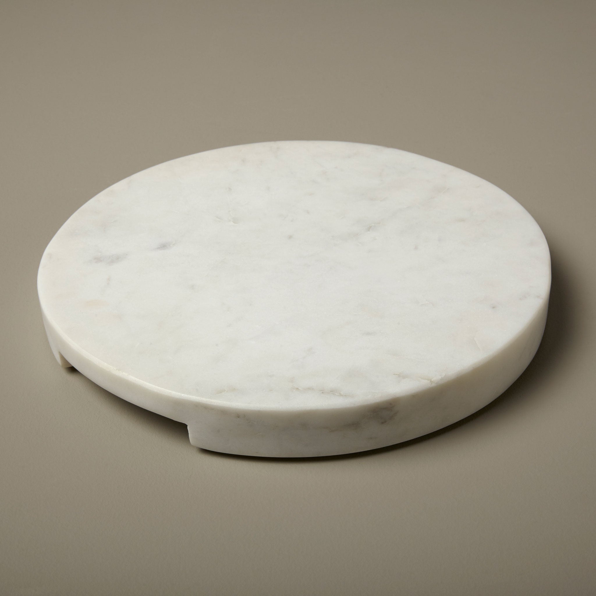 White Marble Thick Round Board with Handle Grooves-1